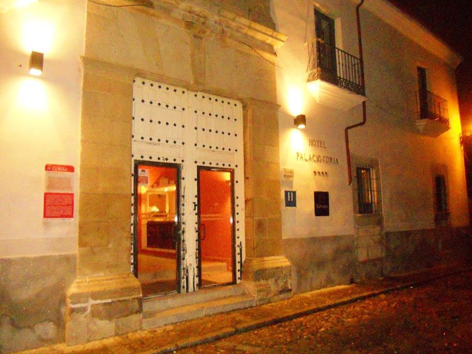 Sumaiya El Palacio Coria Luaran gambar