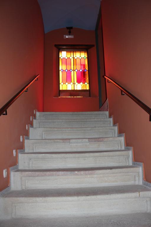 Sumaiya El Palacio Coria Luaran gambar